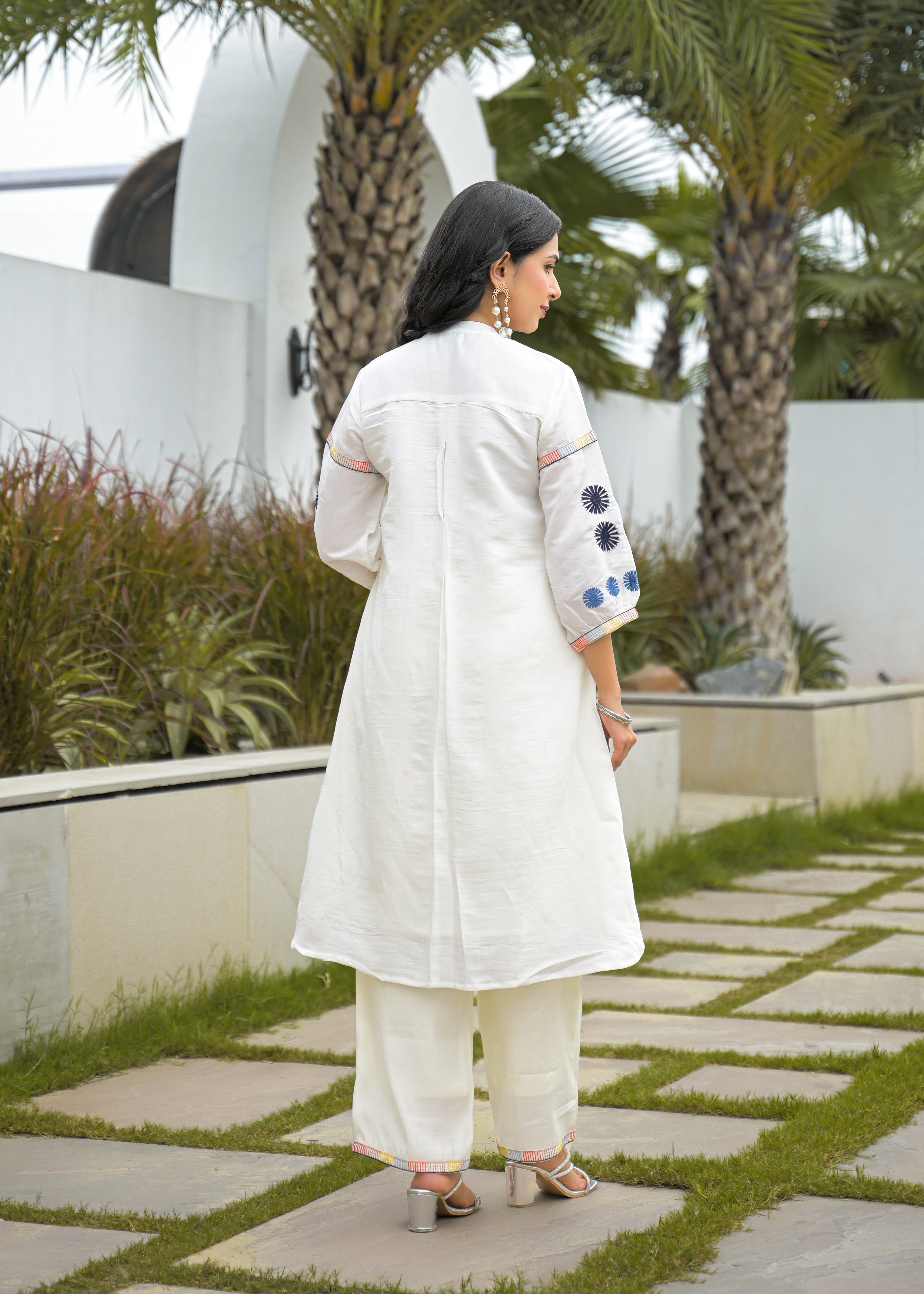 Ivory Floral Printed Cotton silk Kurta Set with Palazzo – Elegant Women’s Ethnic Wear Co-Ord Set