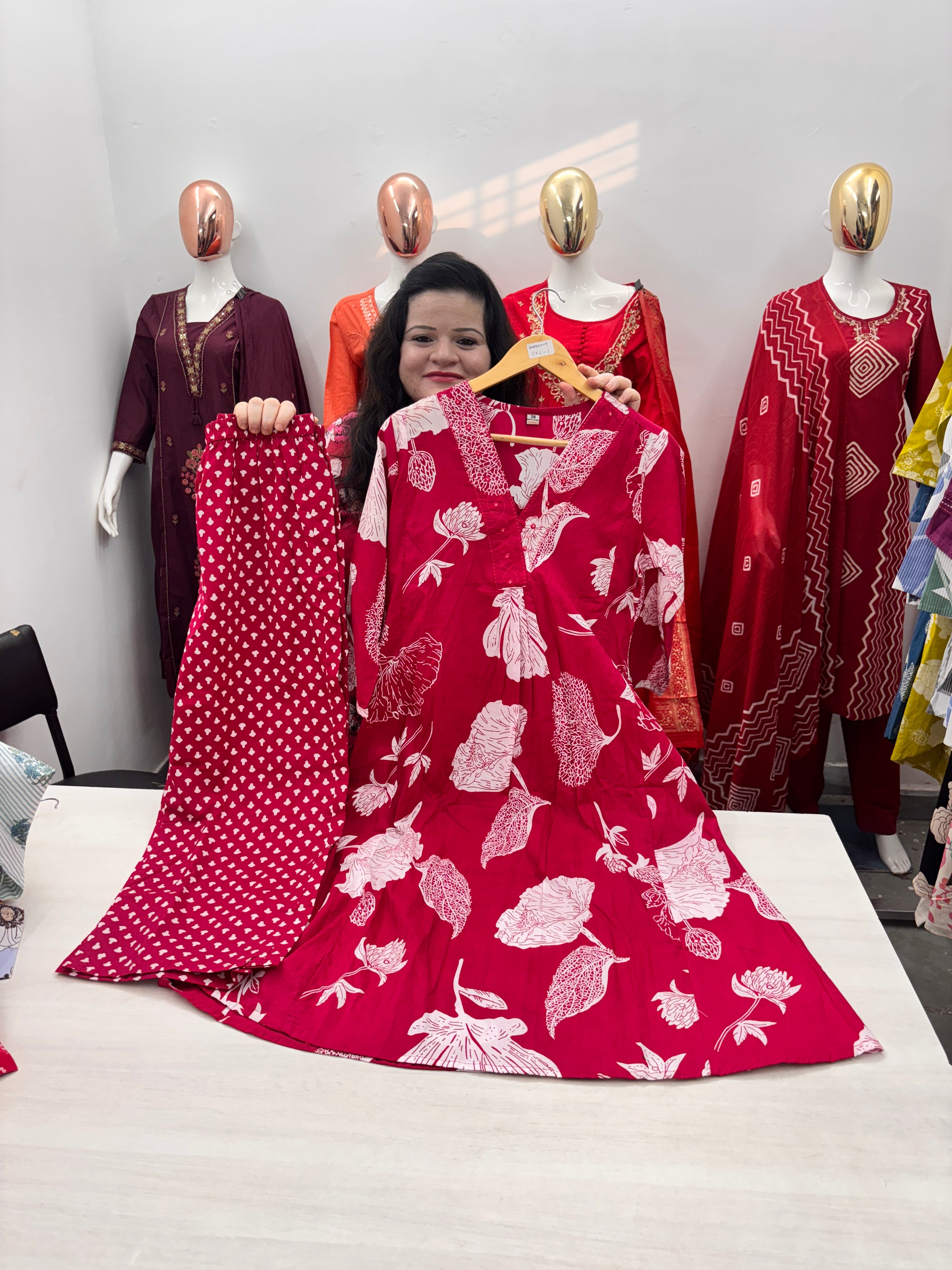 cambric cotton coord set with V-neck