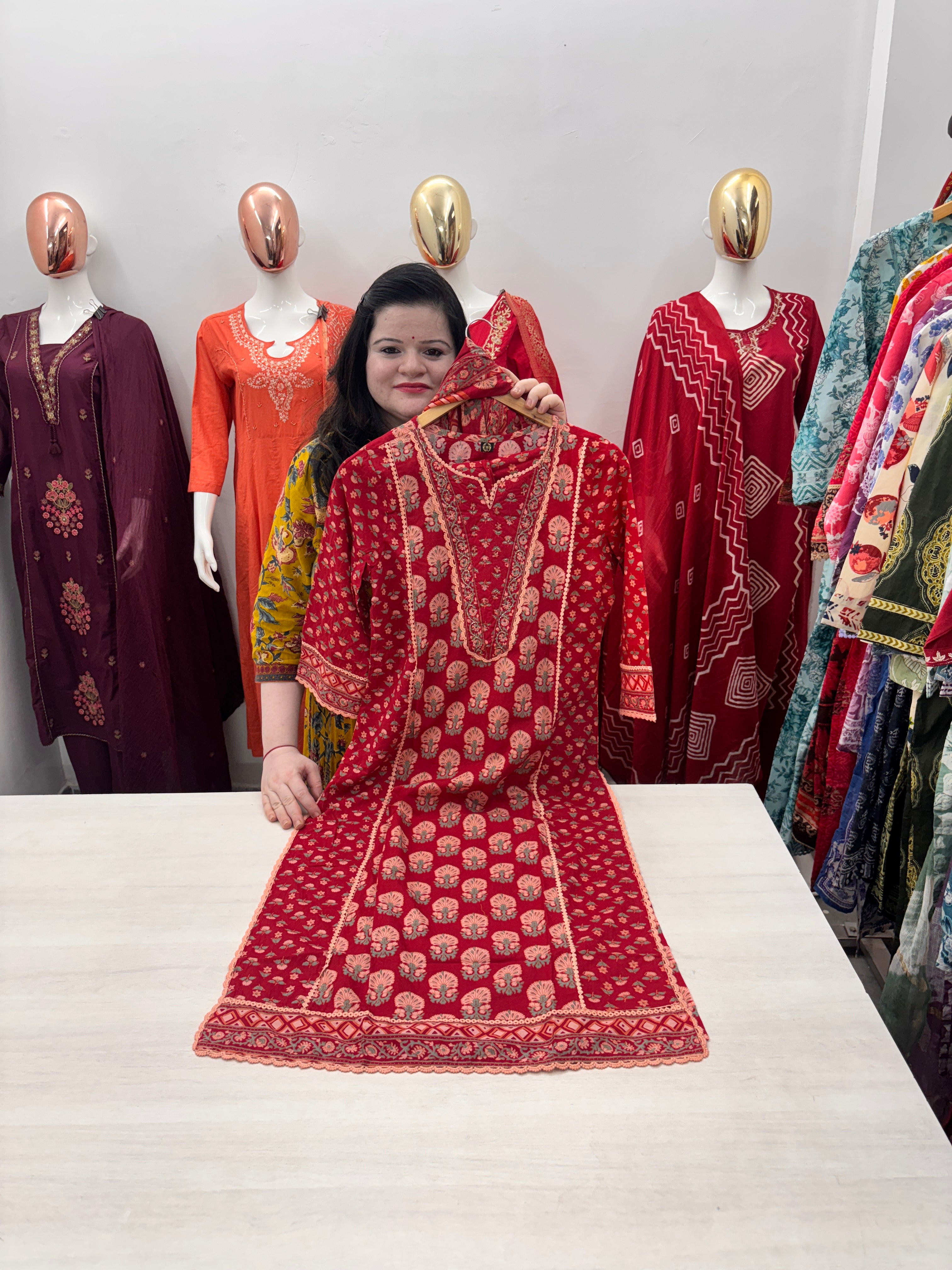 Straight cotton kurta dupatta set with handwork