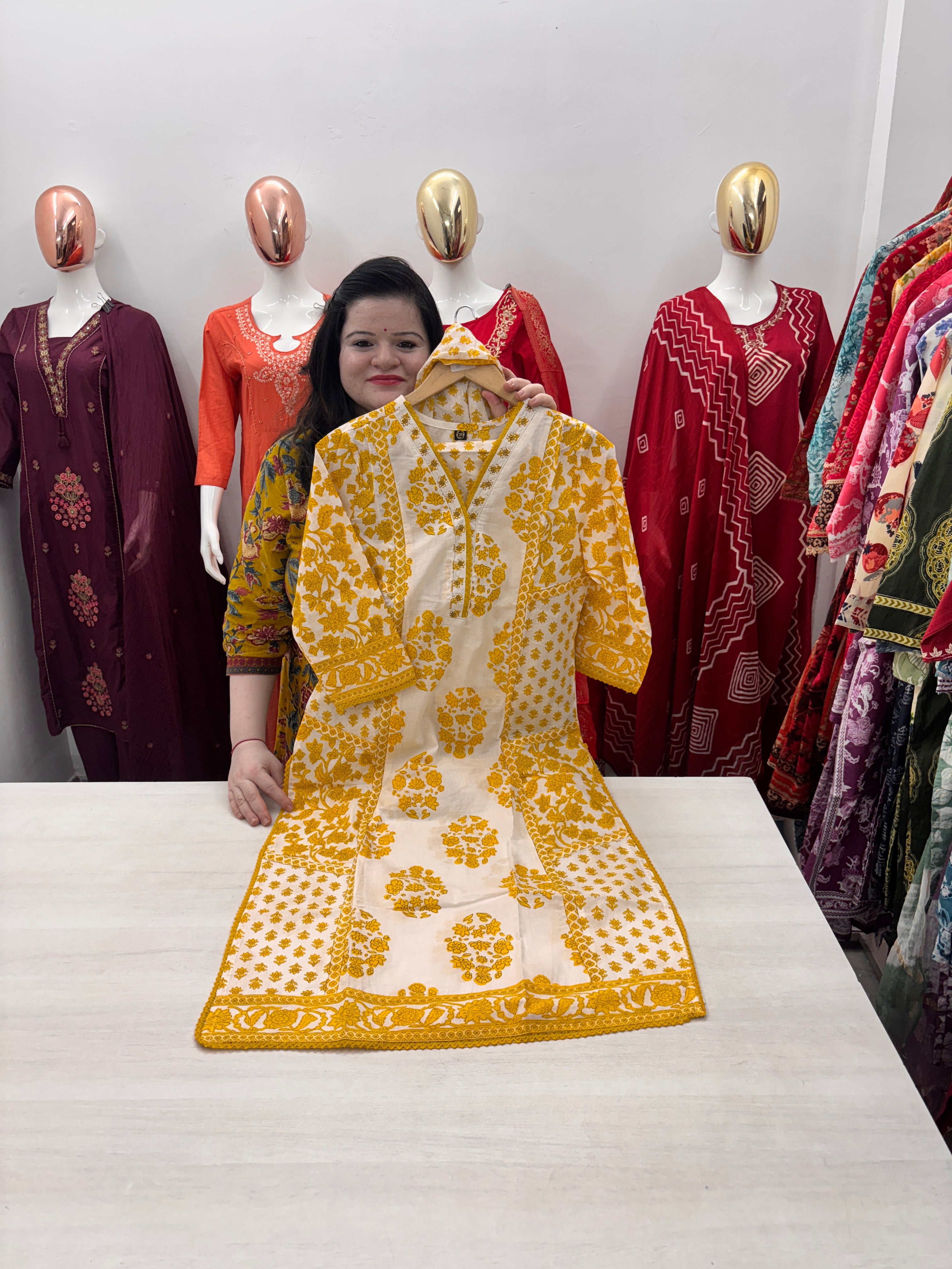 Straight cotton kurta dupatta set with handwork