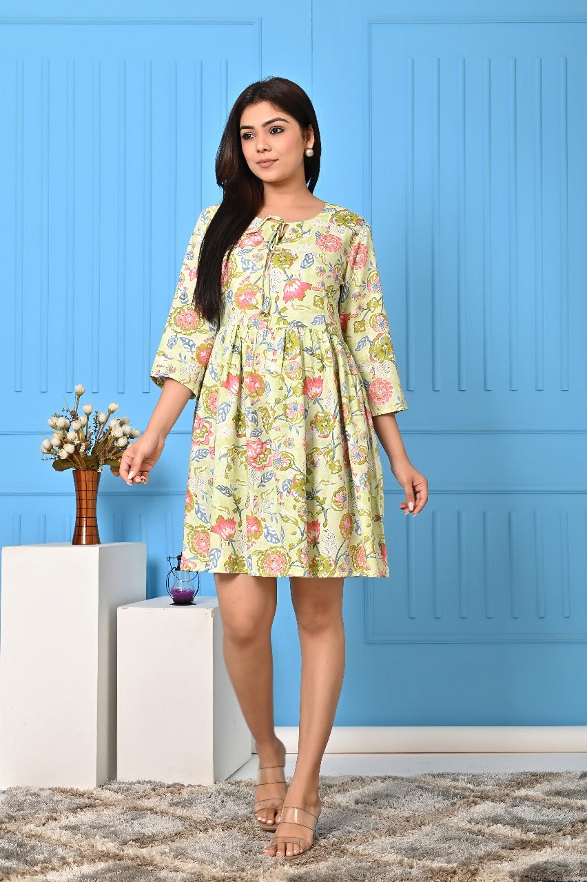 Stylish rayon short dress for girl's