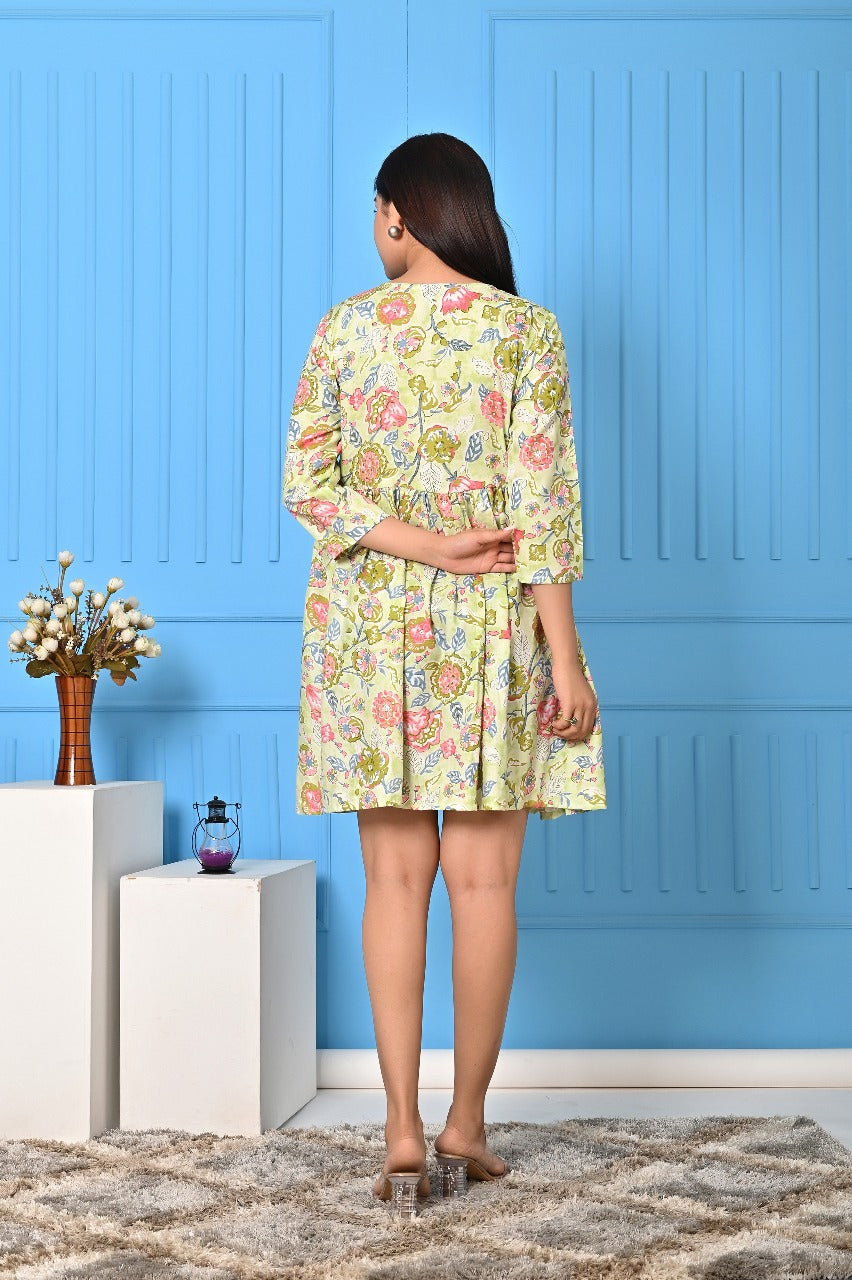 Stylish rayon short dress for girl's