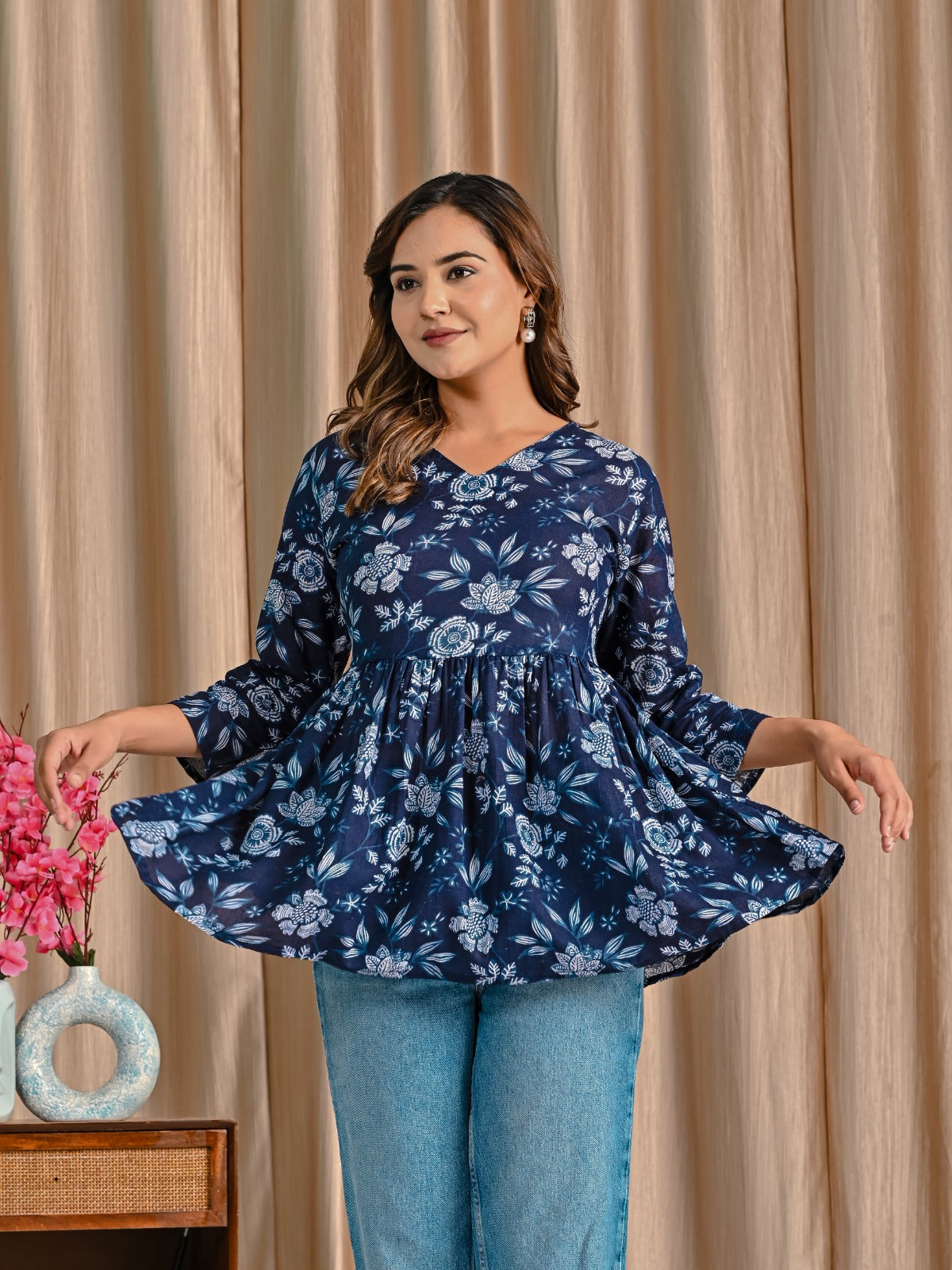 Short cotton top for girls