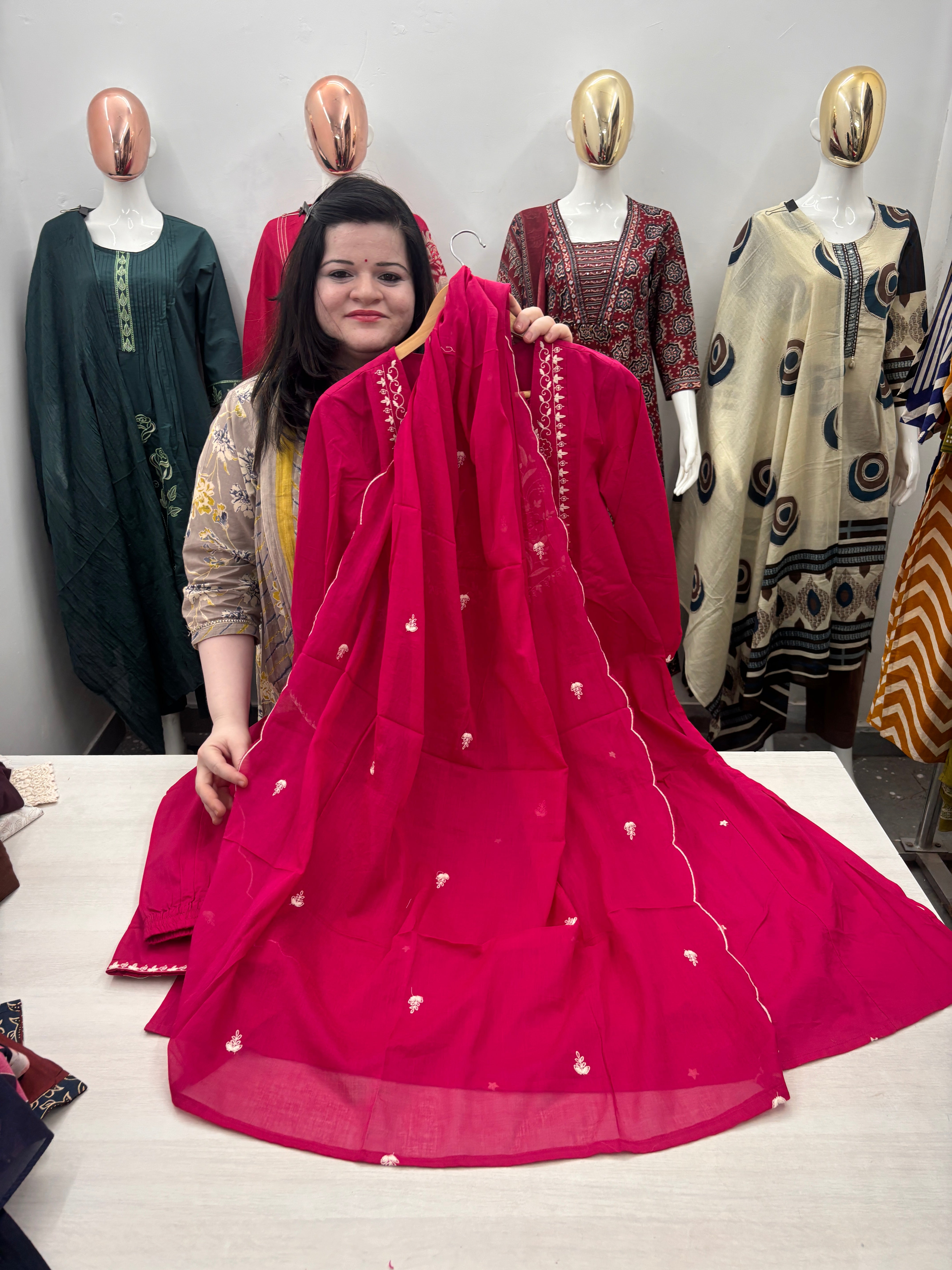 Thread embroidery A line with Straight Pant in pure cotton