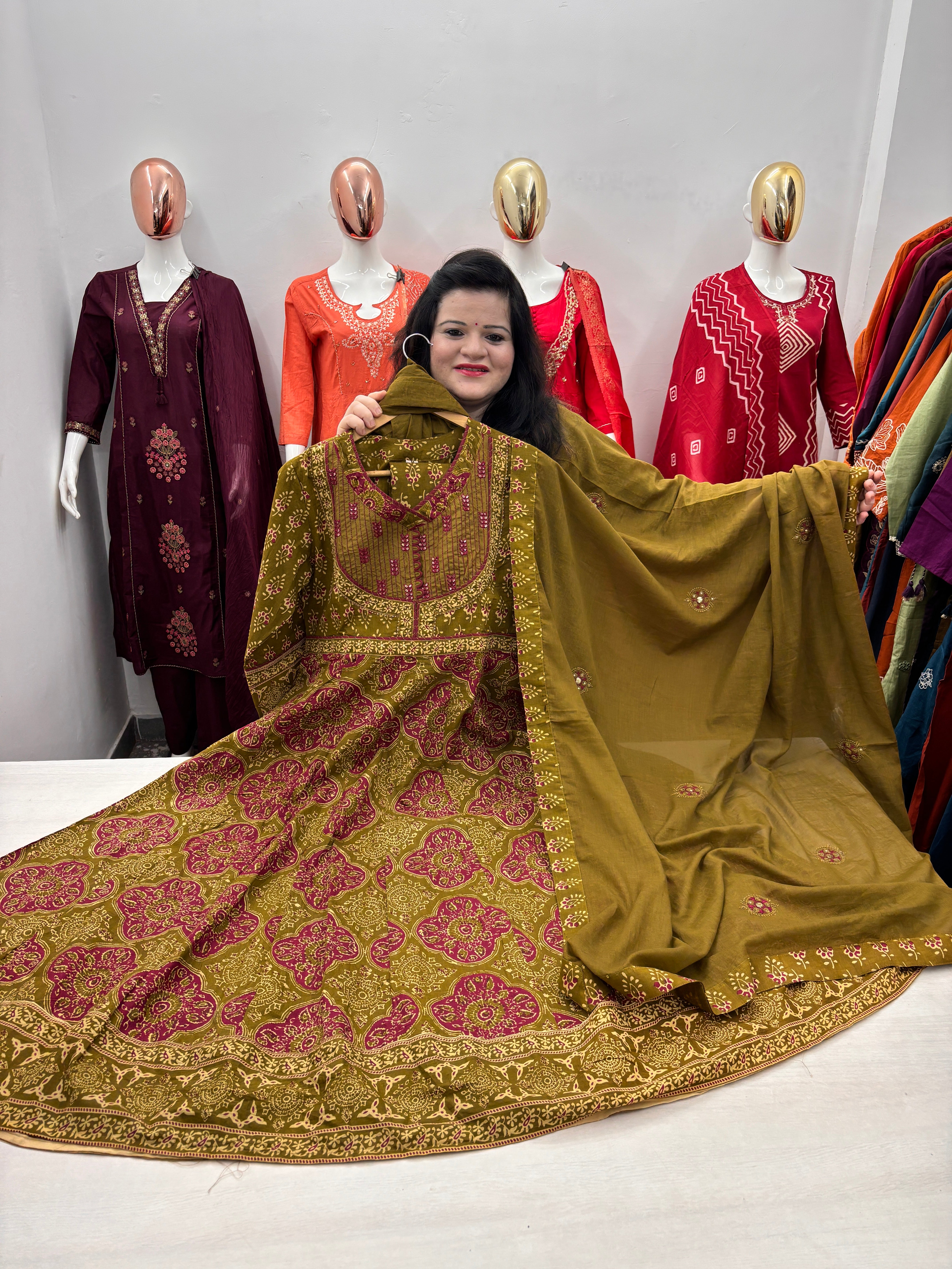 Cambric cotton dupatta set