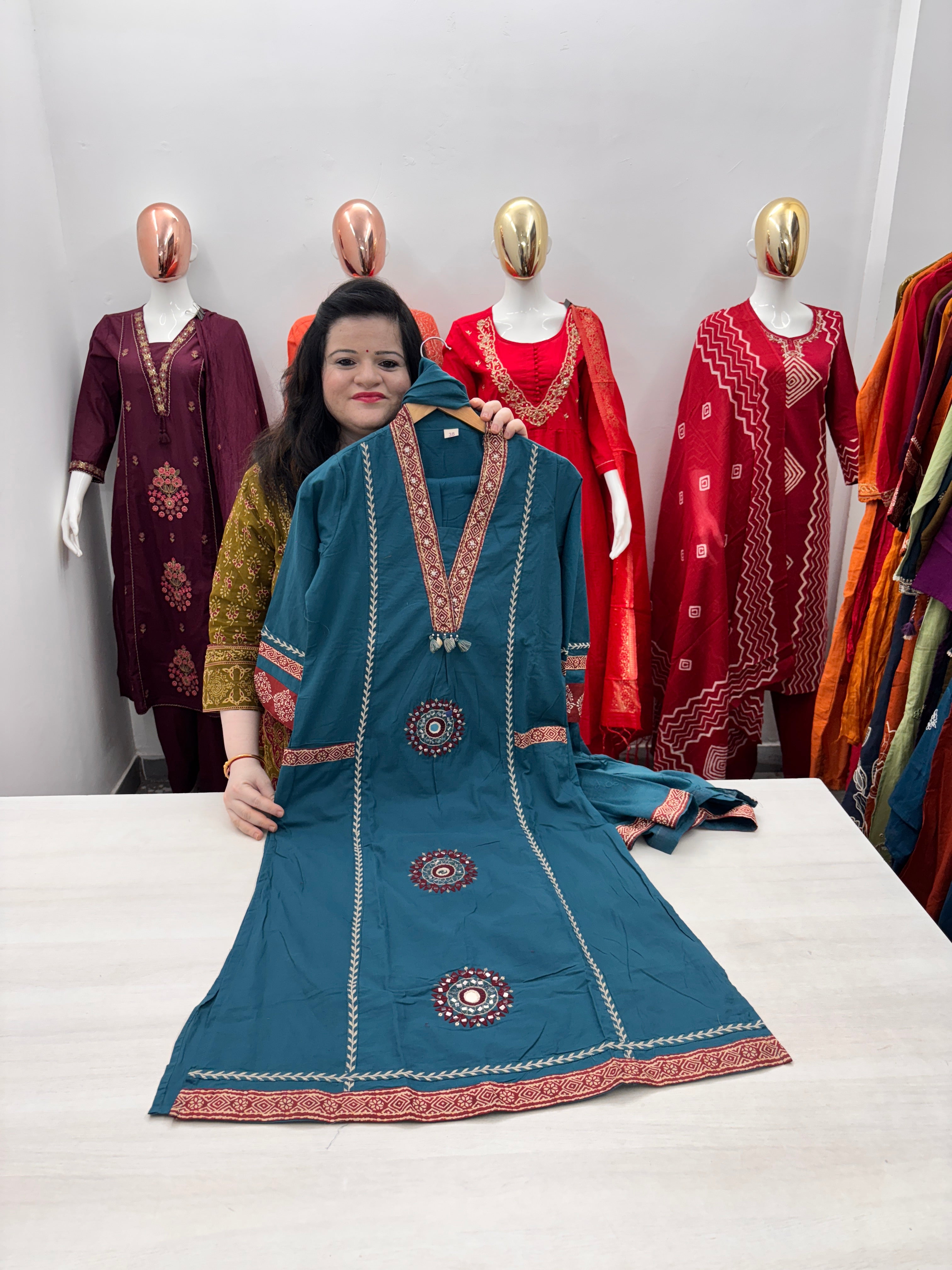 Cambric cotton 3pc dupatta set