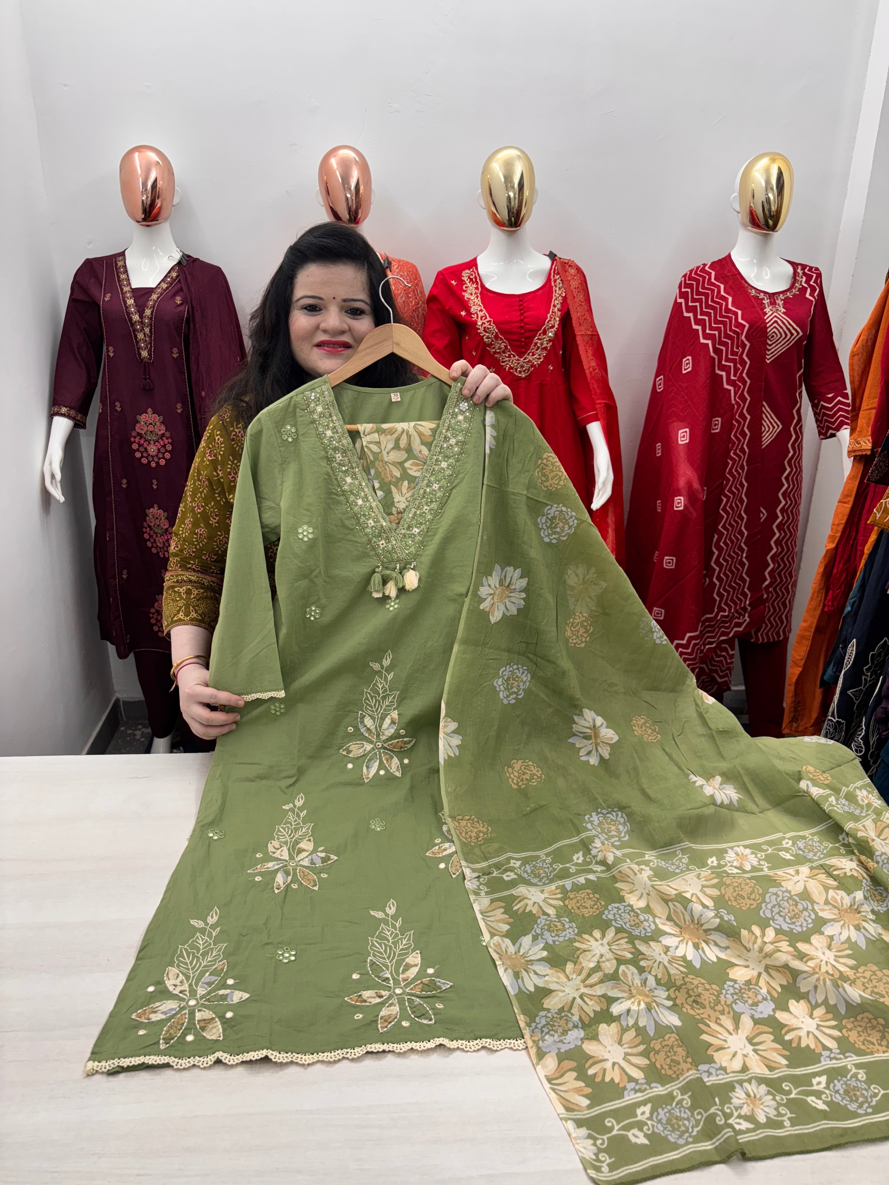 Applique Cambric cotton 3pc dupatta set