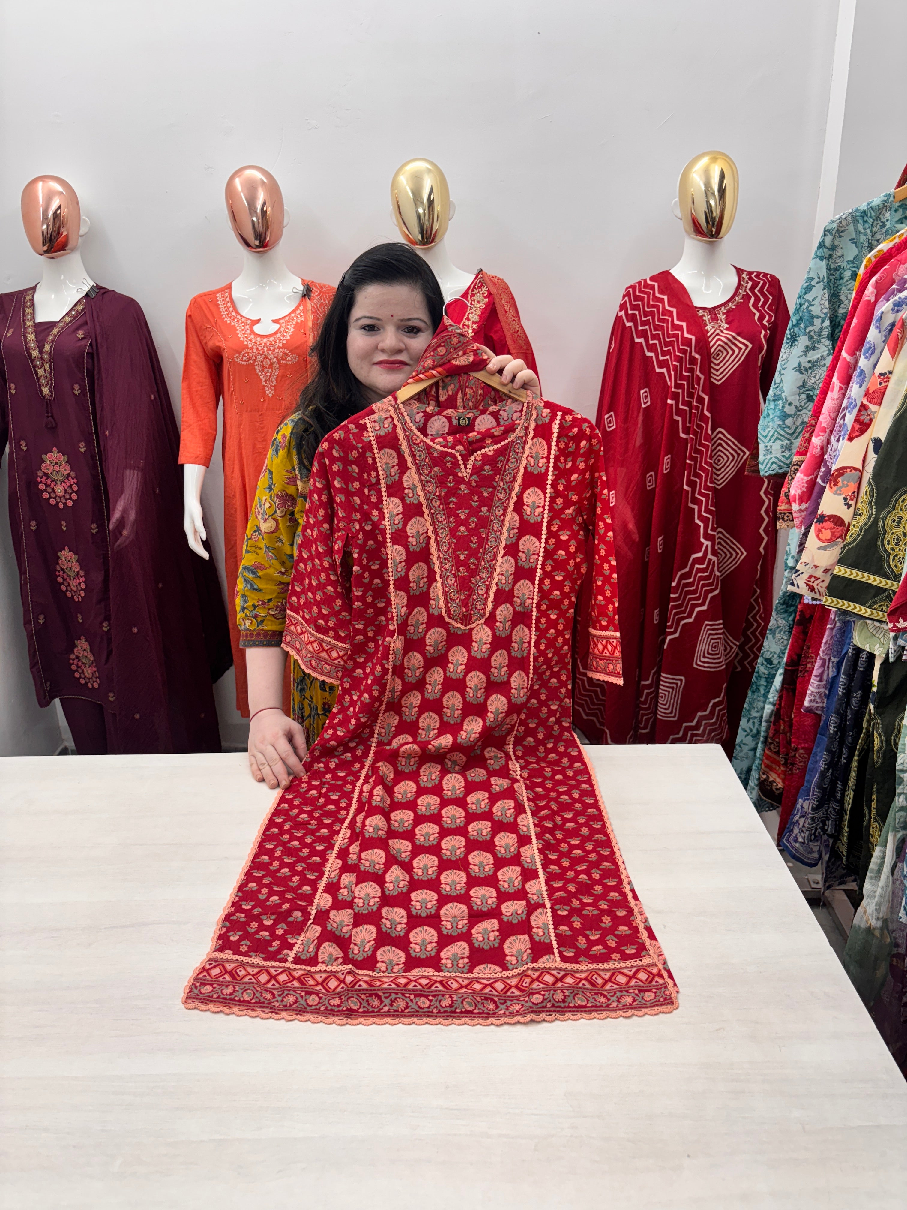 Straight cotton kurta dupatta set with handwork