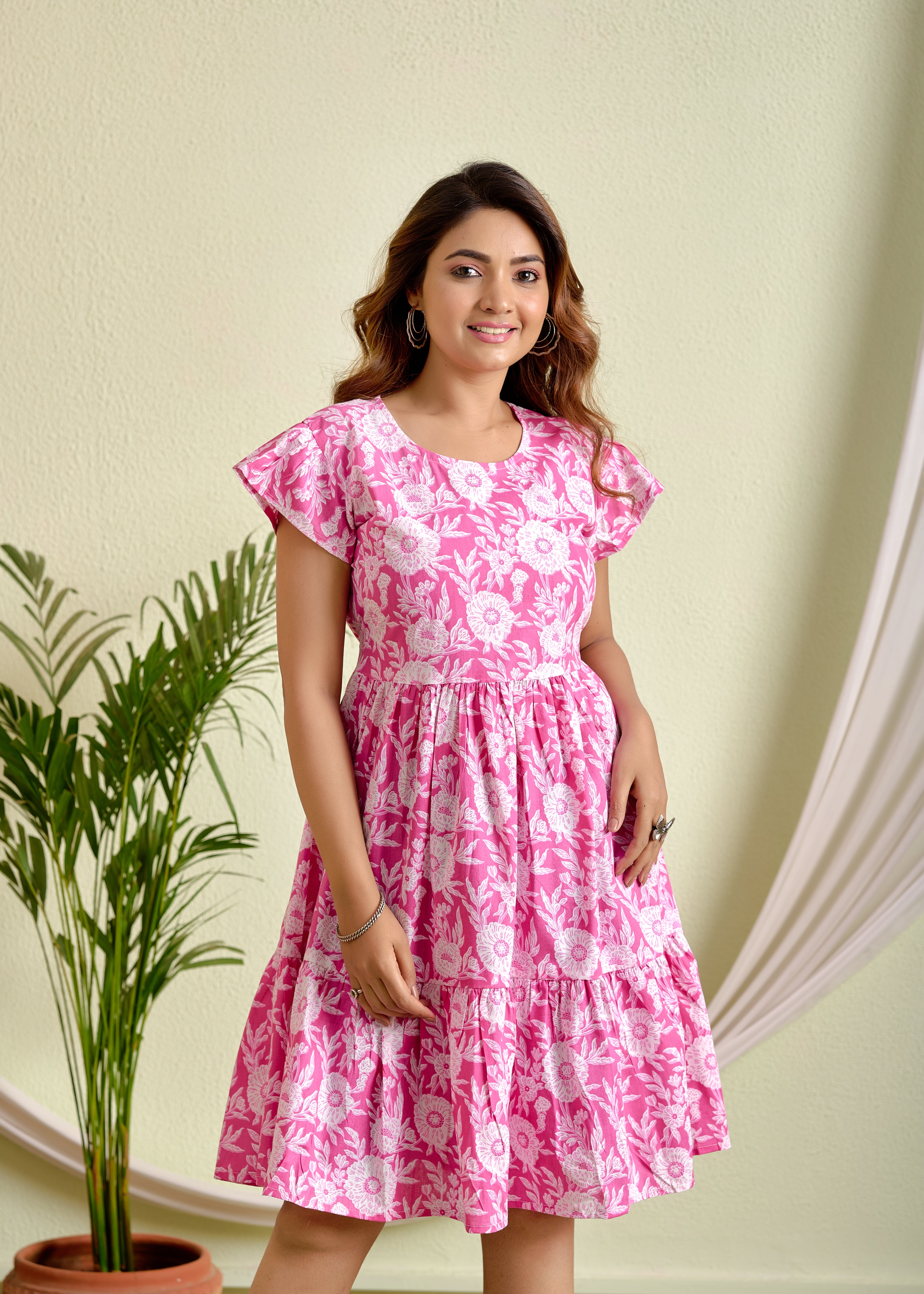 Short cotton dress for girls